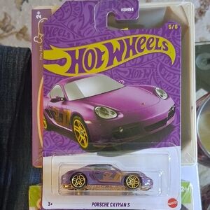 HOT WHEELS 57TH ANNIVERSARY PURPLE AND GOLD PEARL PORSCHE CAYMAN S